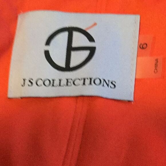 Draped Crepe Sheath Dress with Necklace - Picture 7 of 8